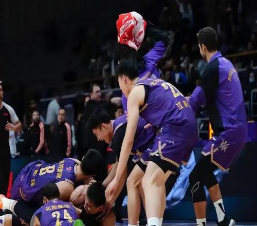 舍什克三连,击英超头球,神迹,金年会,金年会app,金年会官网入口,金年会官网首页,金年会官网