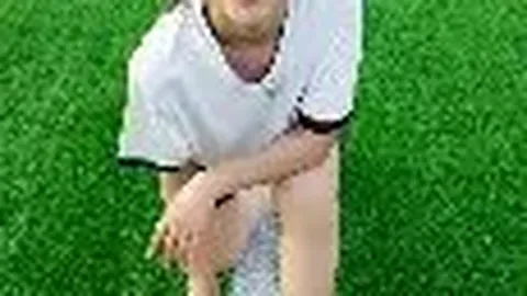 《范戴克揭秘队长真谛：发声减压，队友们背后的坚实后盾》