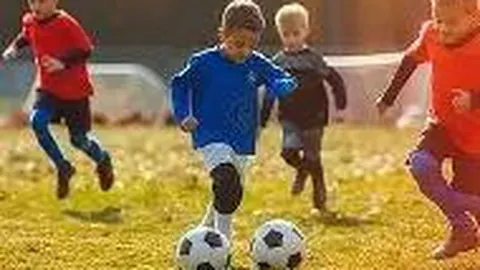 滑雪登山世界杯青年赛：我国队揽获四金两铜，男选手首登冠军领奖台